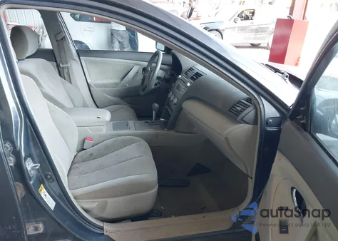 2011 Toyota Camry Le из США, поврежденный, VIN 4T1BF3EKXBU683853